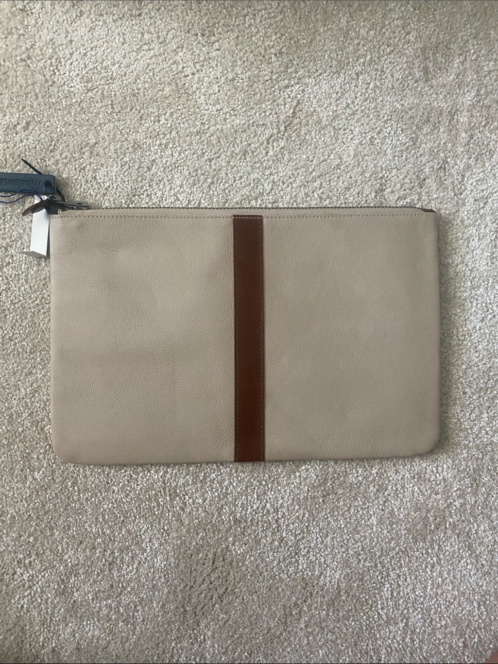 Bnwt Madewell Beige Leather Travel Pouch With Brown Center Stripe
